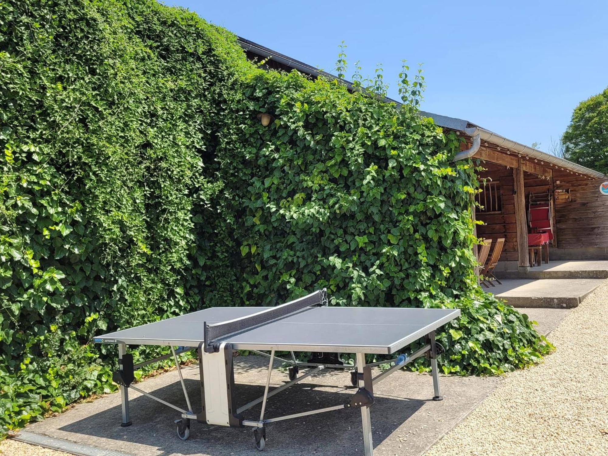 La Maison Ronde Et Ses 2 Cahutes Monthoiron Εξωτερικό φωτογραφία
