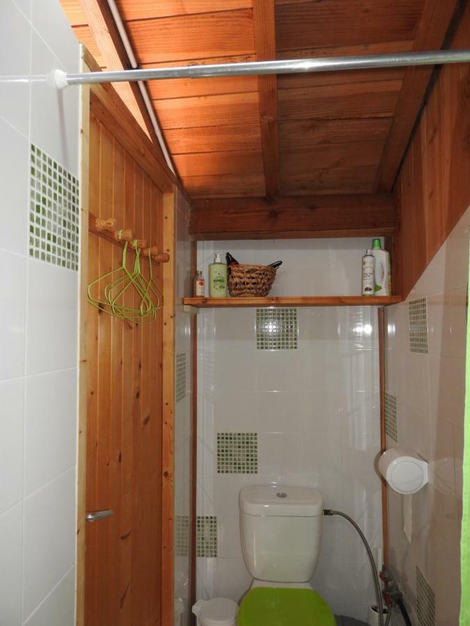 La Maison Ronde Et Ses 2 Cahutes Monthoiron Εξωτερικό φωτογραφία